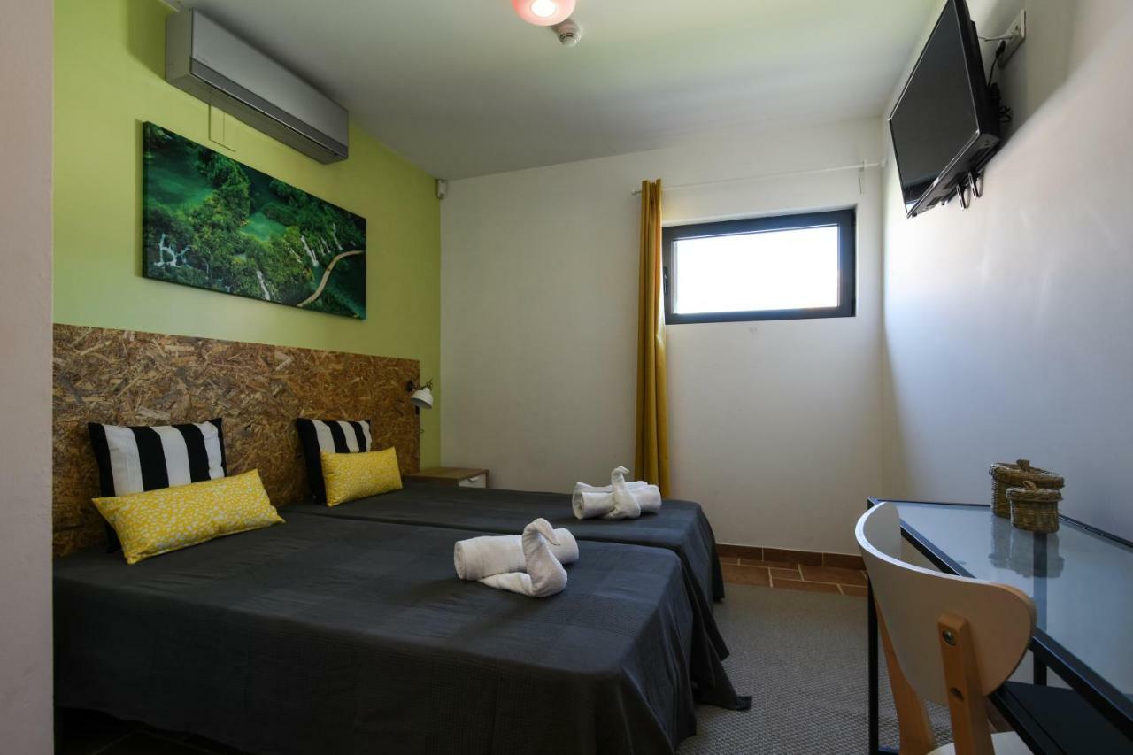Pe Na Areia - Guest House วีลาเรอัลเดซานโตอันโตนิโอ ภายนอก รูปภาพ