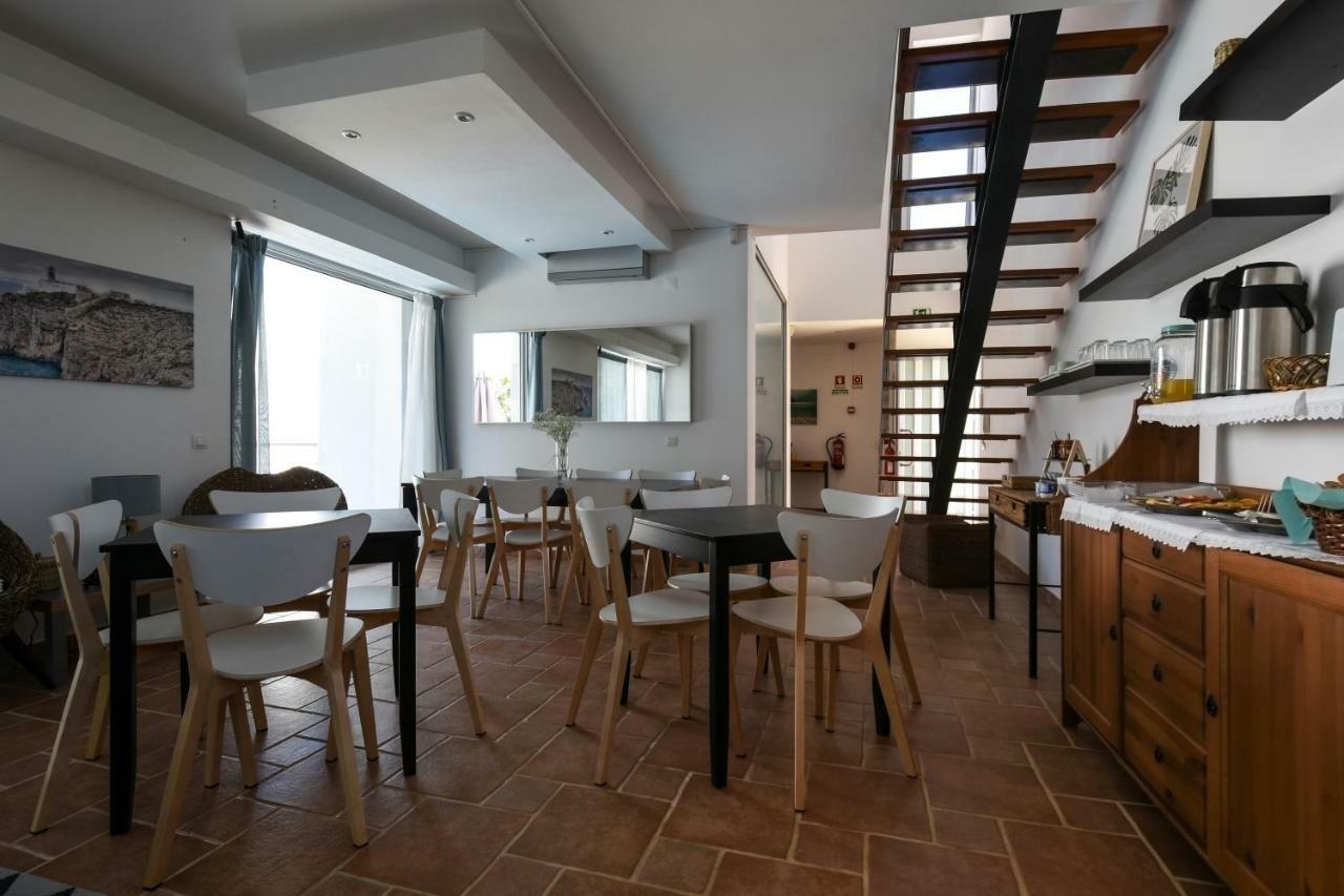 Pe Na Areia - Guest House วีลาเรอัลเดซานโตอันโตนิโอ ภายนอก รูปภาพ